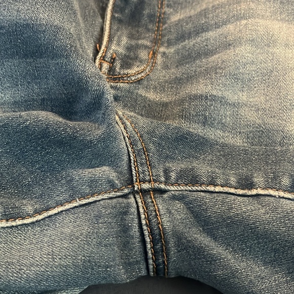 AE Women’s Next Level Stretch Super Hi-Rise Distressed Jegging - Blue - 6R - Picture 9 of 9